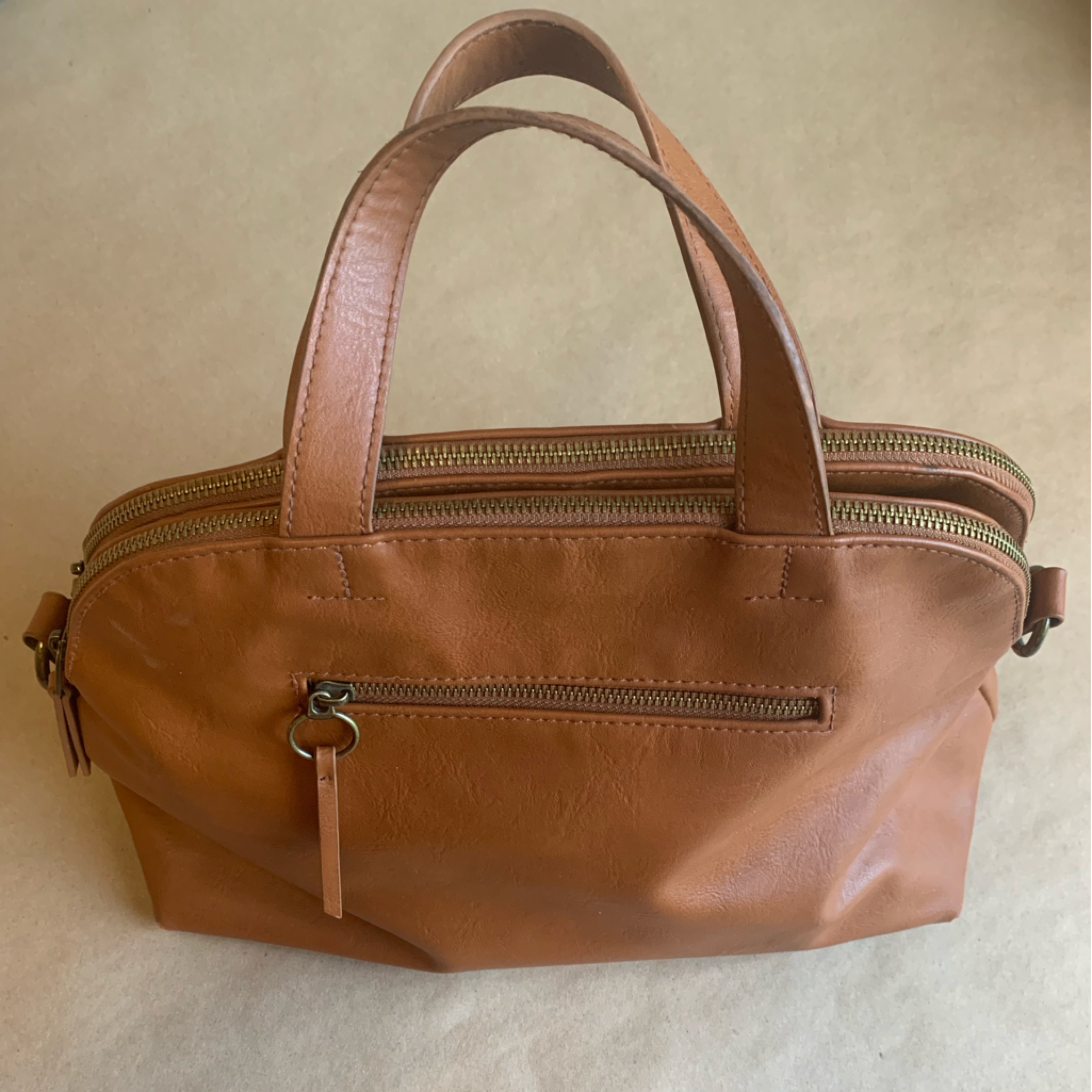 Universal Thread’s Handbag.